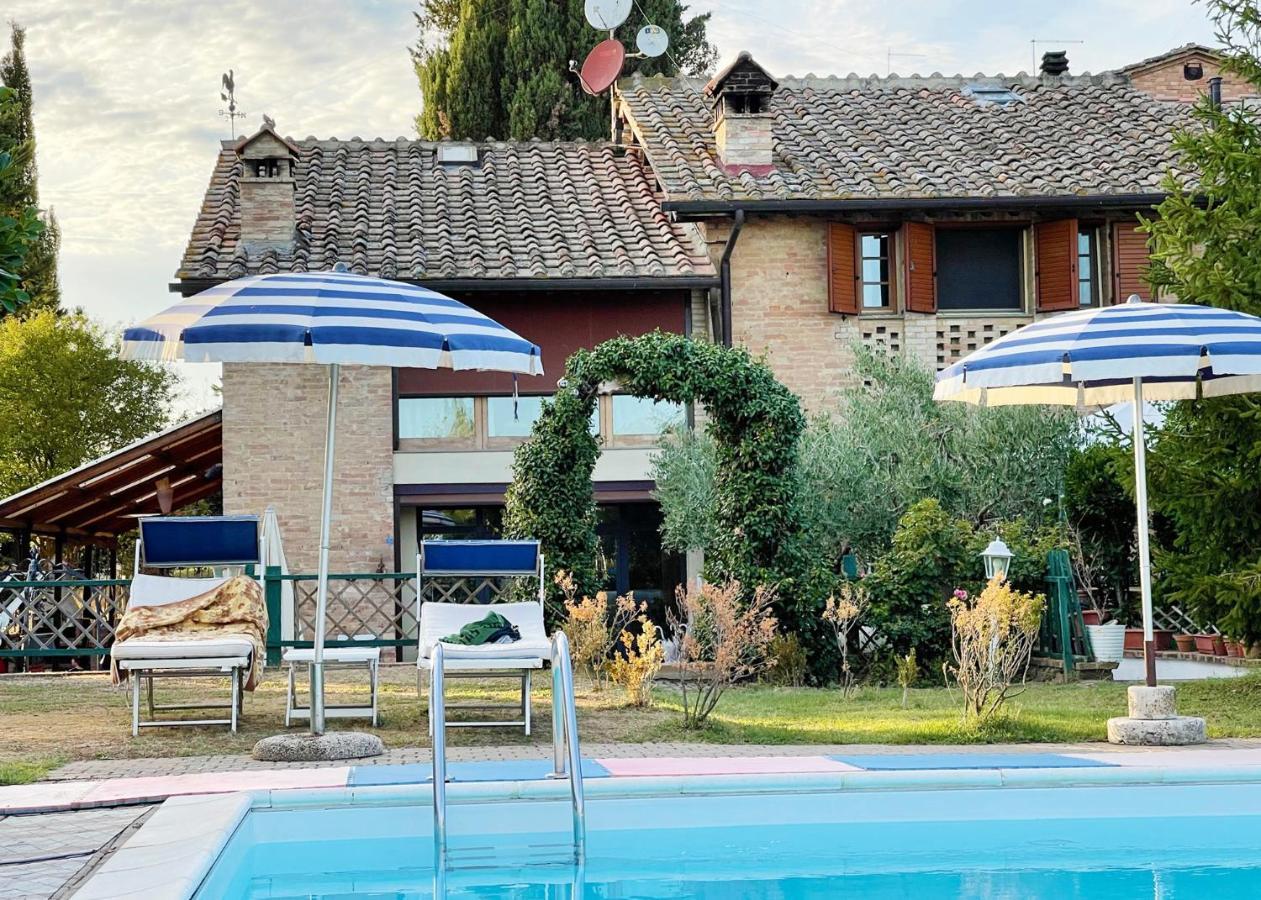 Appartamento Con Piscina E Giardino A Siena Exteriér fotografie